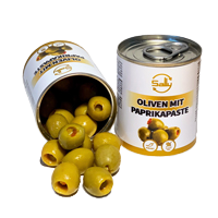 Sally Oliven mit Paprikapaste